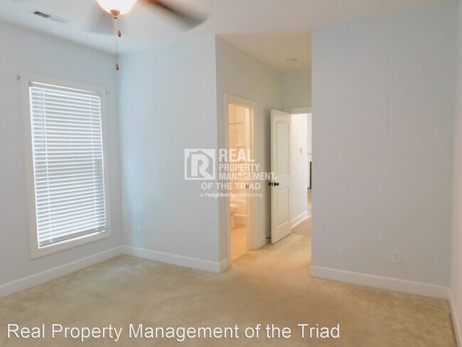 Building Photo - 3 br, 2.5 bath House - 4028 Canterwood Drive