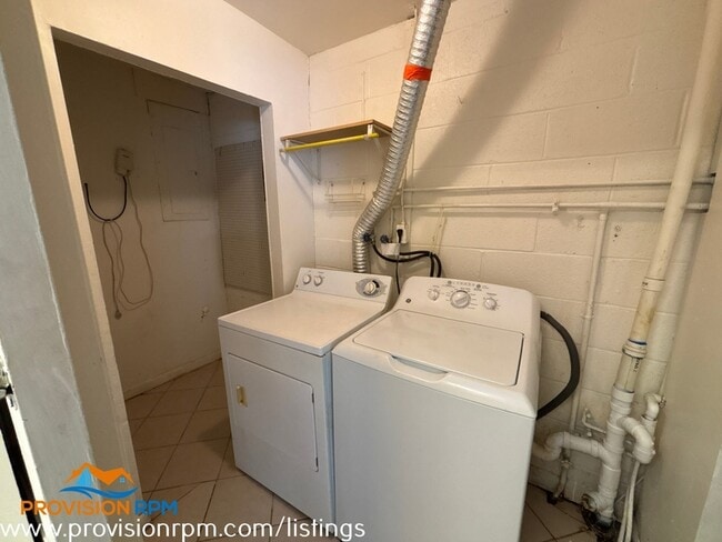 Building Photo - 1890 Arwell Ct