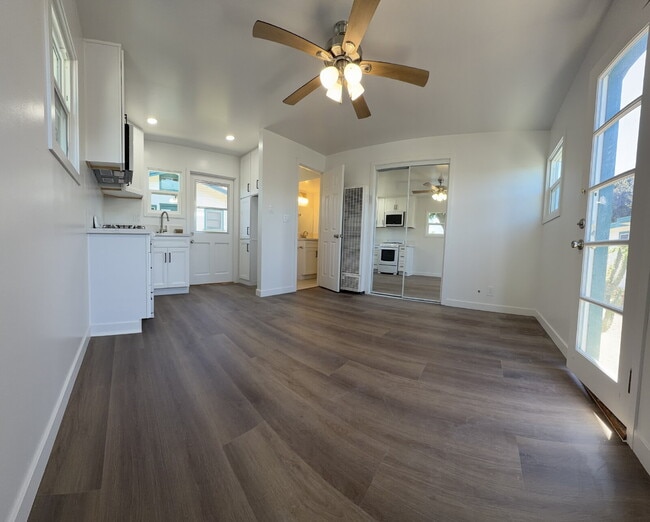 Building Photo - !!! OPEN HOUSE !!! - Wednesday July 1st - 4:00pm to 7:00pm