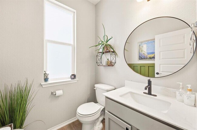 Building Photo - 1506 Dragonfly Loop