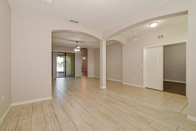 Building Photo - 4516 Manica Dr