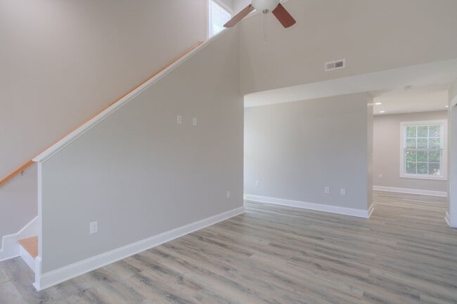 Building Photo - More units and move-in options available.