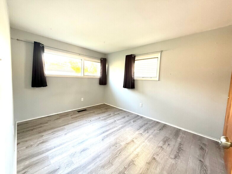 Building Photo - 2626 Corvalis Ave