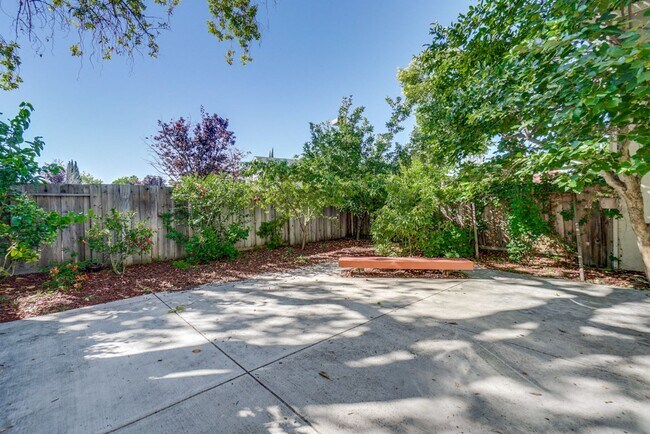 Building Photo - Great Home & Location in San Jose, CA