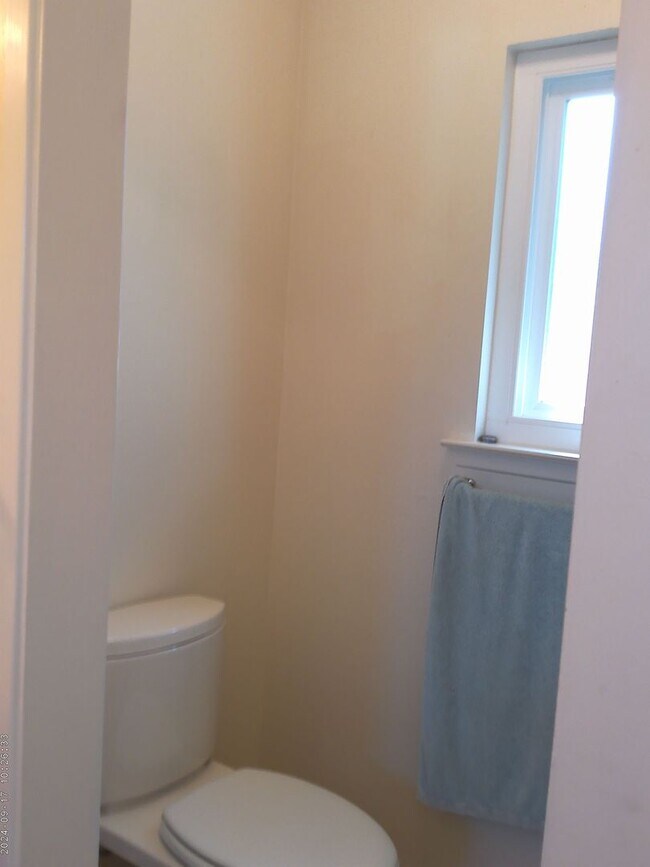 Building Photo - Sunset Terrace 3 bedroom, 2 bath house, 2 car garage in Los Osos