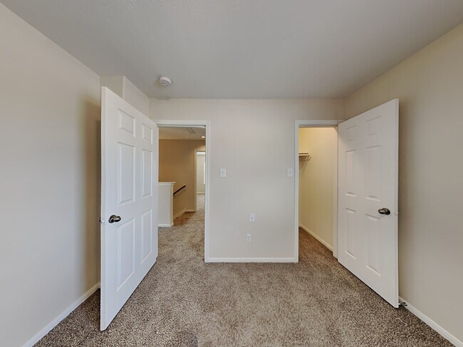 Building Photo - 16418 Noble Meadow Ln