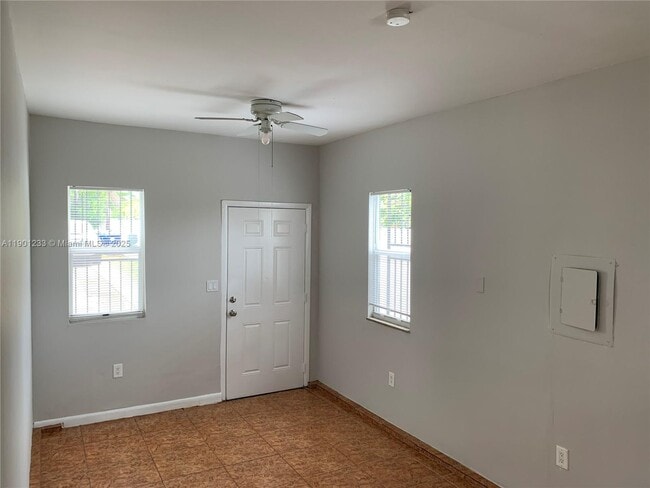 Building Photo - 178 NE 46th St