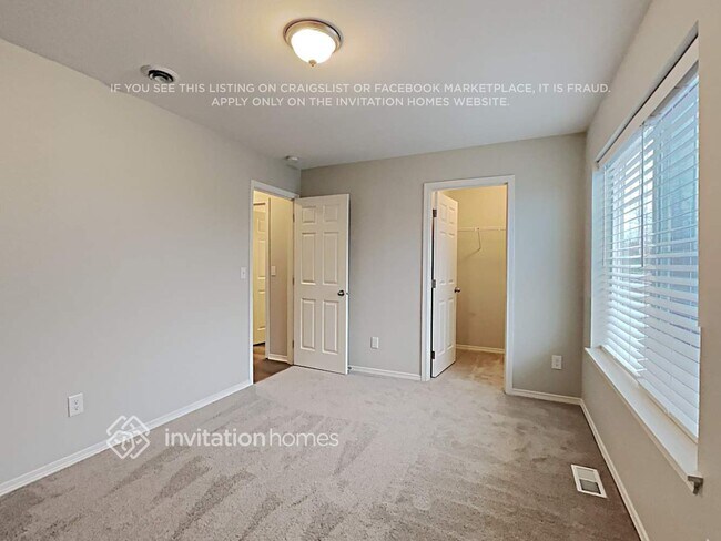 Building Photo - 19512 99th St Ct E