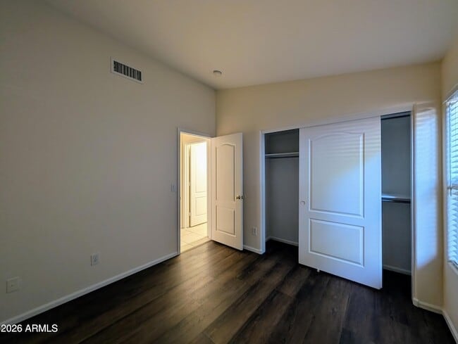 Building Photo - 11134 W Windsor Ave