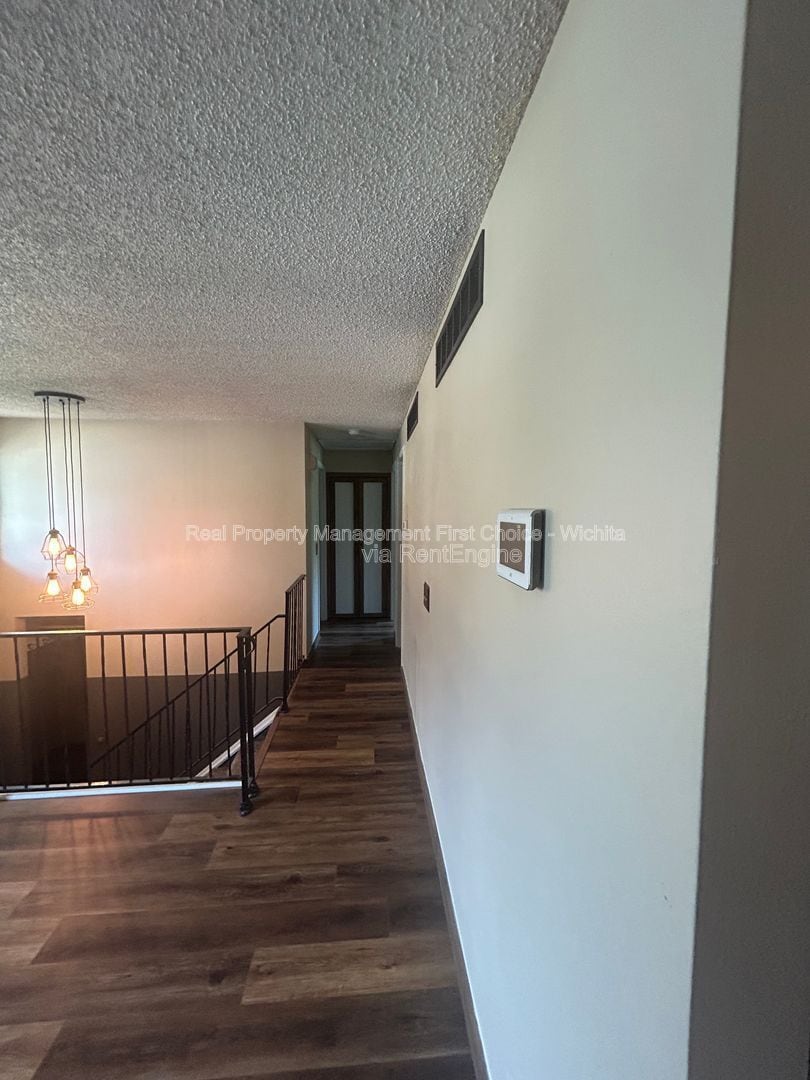 Building Photo - 3147 Brookfield Ct