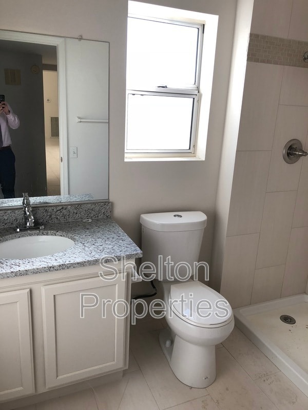 Building Photo - 14305 W Heritage Dr