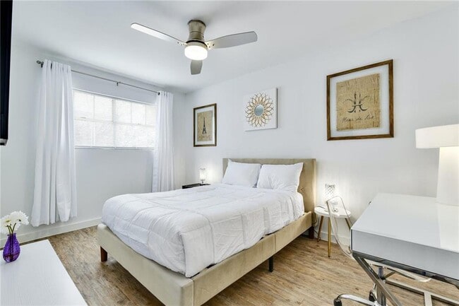 Building Photo - 8730 N Mopac Expy