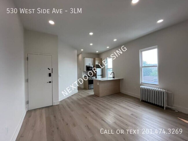 Building Photo - 530 West Side Ave