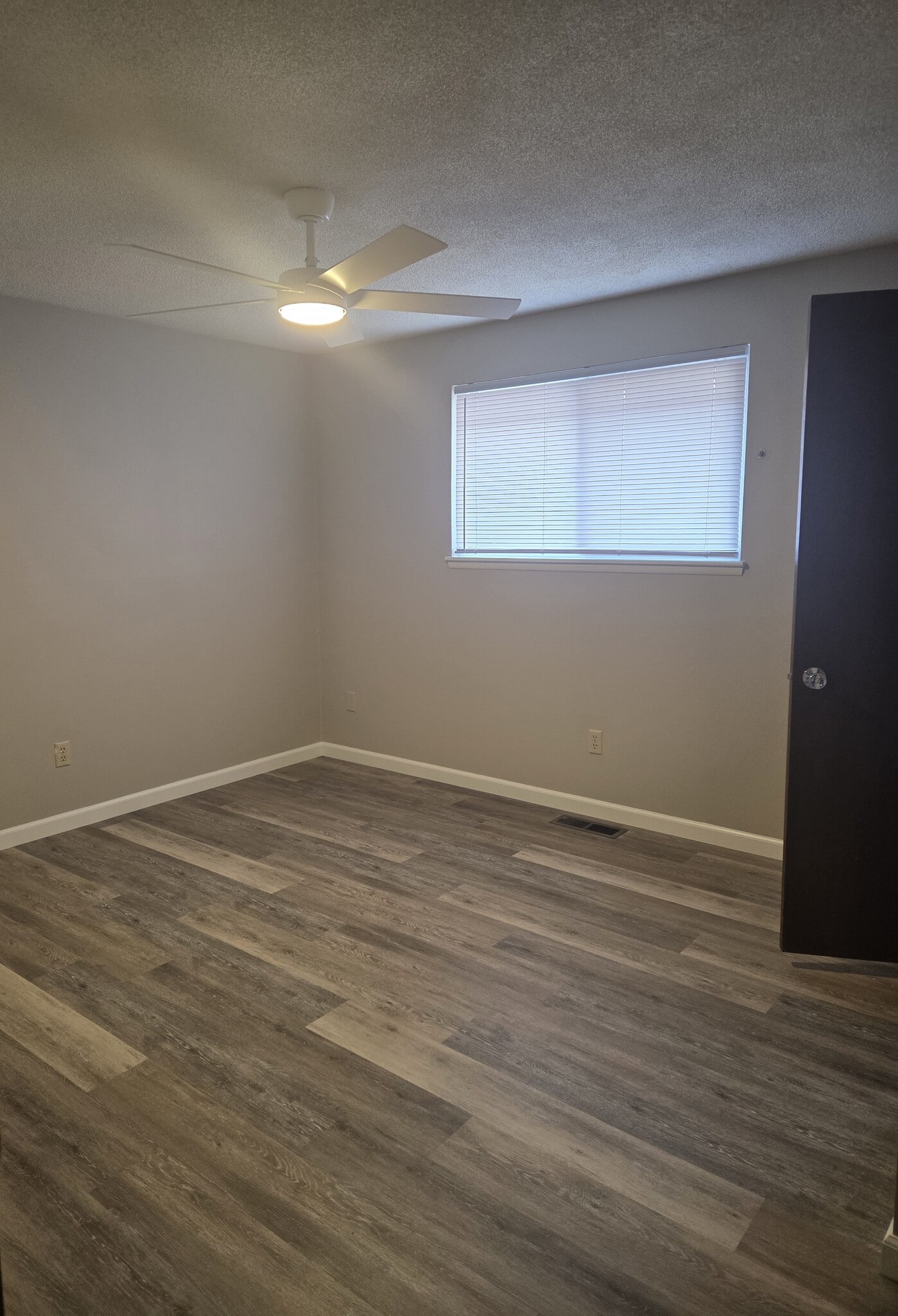 Bedroom 2 - 7002 1/2 Maclaren Way