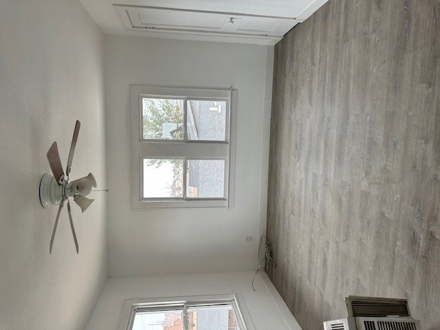Building Photo - 415 S Cherry St