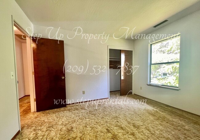 Building Photo - Cozy All Electric, 3 Bed 2 Bath Home in Phoenix Lake Estates!