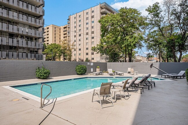 Building Photo - Stylish Capitol Hill Condo with Mountain &...