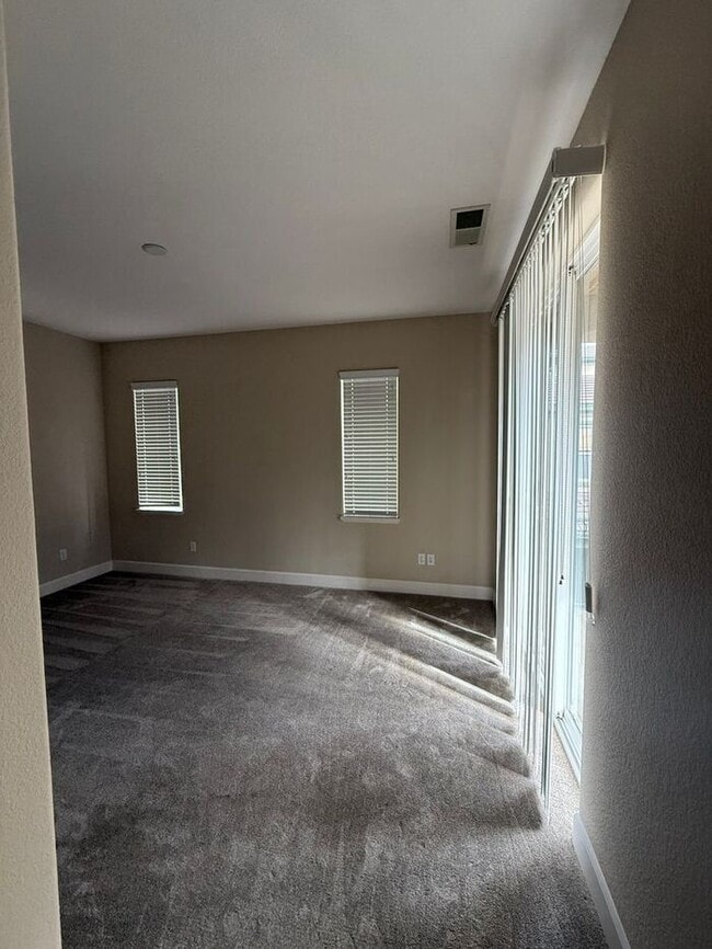Building Photo - South Reno 4 Bed 4.5 Bath Home W/ Casita