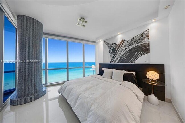 Building Photo - 17121 Collins Ave