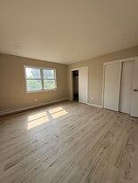 Building Photo - 61 Stonehurst Blvd