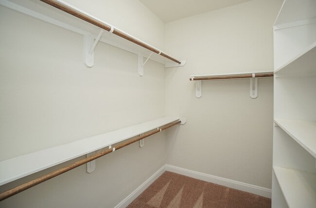 Building Photo - 28515 Pleasant Forest Dr