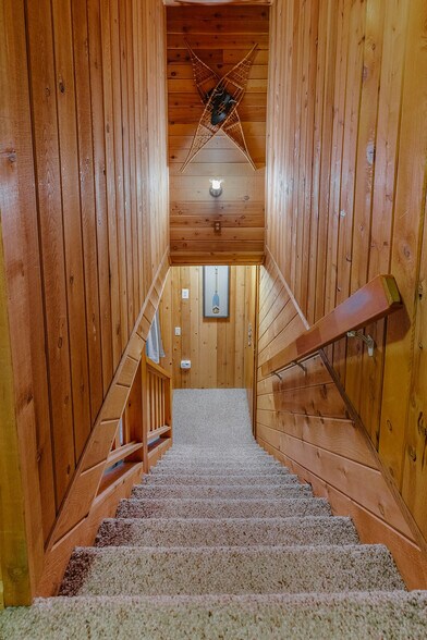 Building Photo - 8199 Amberwoods Pl