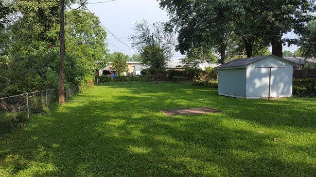 Building Photo - 21 Mary Ann Ct