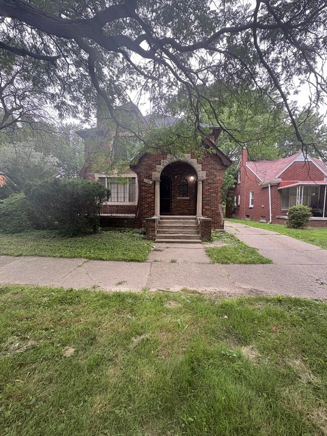 Primary Photo - 8911 Esper St