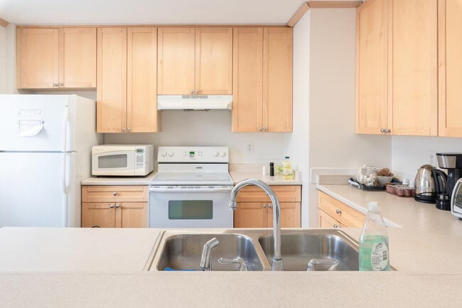 Building Photo - 12001 State Rte 5320