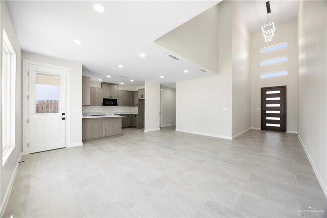 Building Photo - 22 Dorado Dr