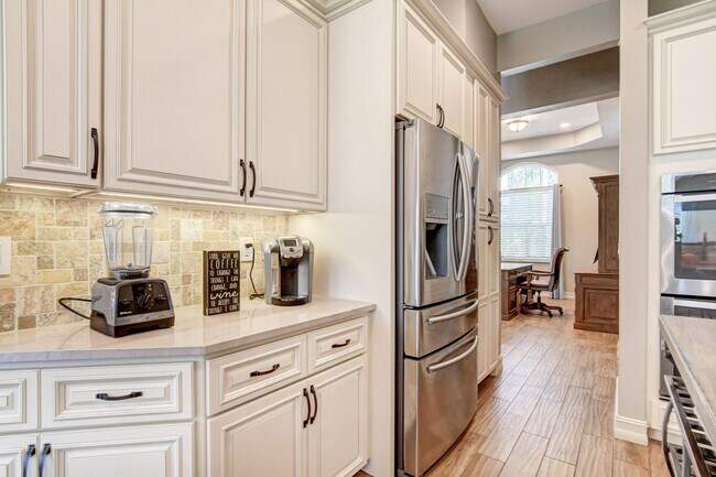 Building Photo - 21707 Abington Ct