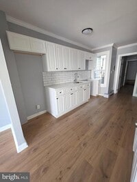 Building Photo - 626 Eisenbrown St