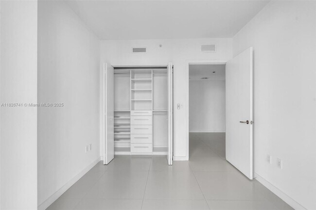 Building Photo - 1300 S Miami Ave