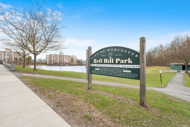 Building Photo - 9 Olga Ave