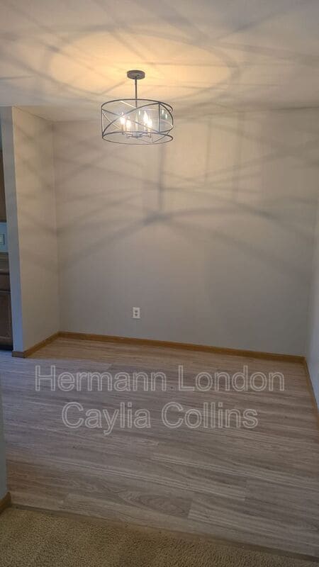 Building Photo - 946 Amaral Cir