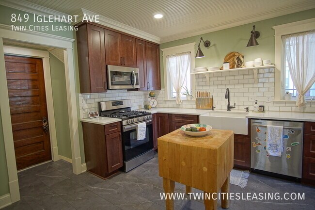 Building Photo - 849 Iglehart Ave