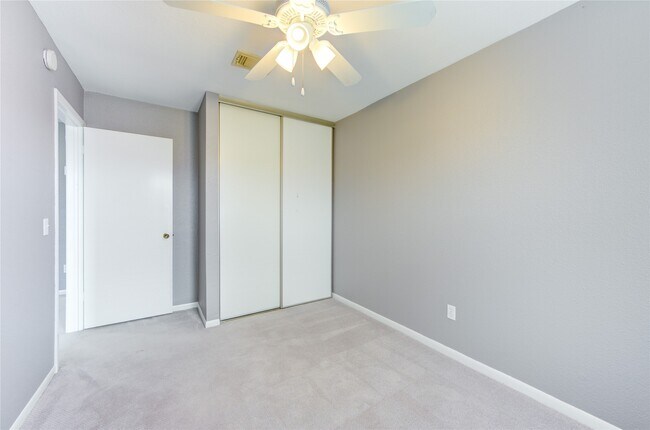 Building Photo - 2810 Grants Lake Blvd