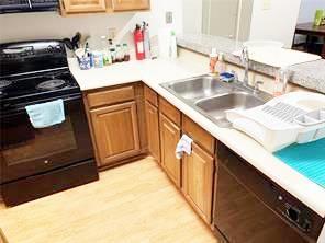 Building Photo - 806 W 24th St