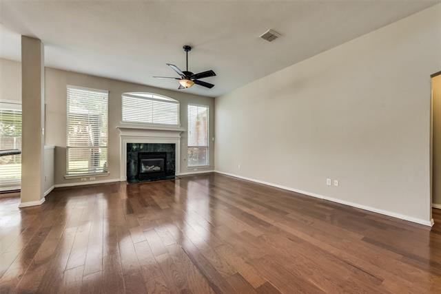 Building Photo - 3908 Clifton Dr