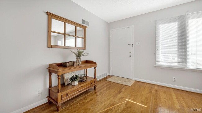 Building Photo - 437 Ashwood Ln