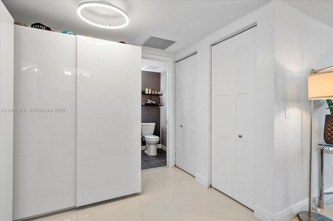 Building Photo - 185 SW 7th St