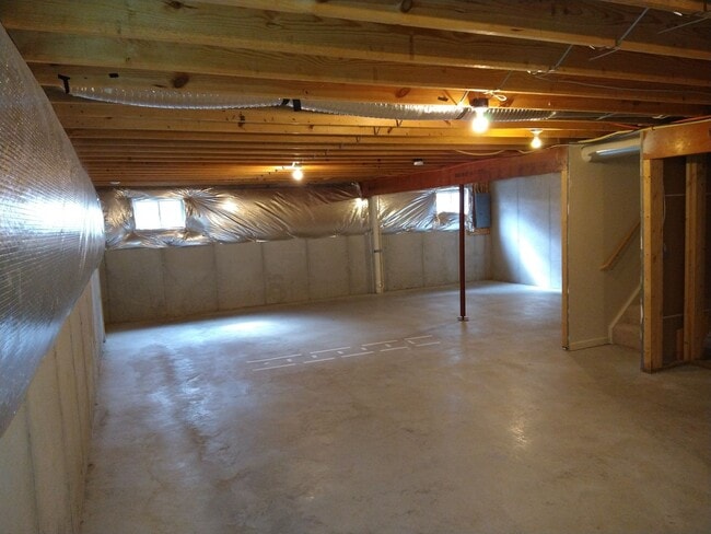 Building Photo - Your Next home is on a quiet cul-de-sac in Beavercreek!