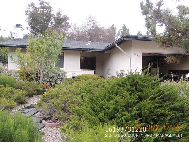 Building Photo - 5190 Countryside Dr