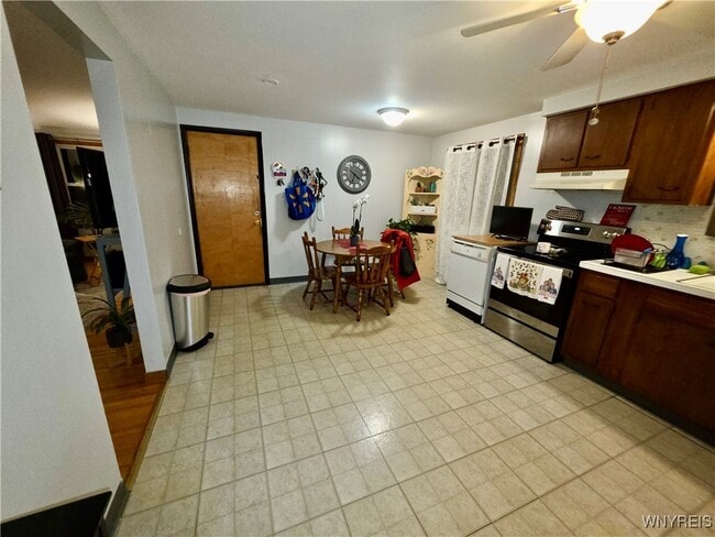 Building Photo - 47 Tussing Ln