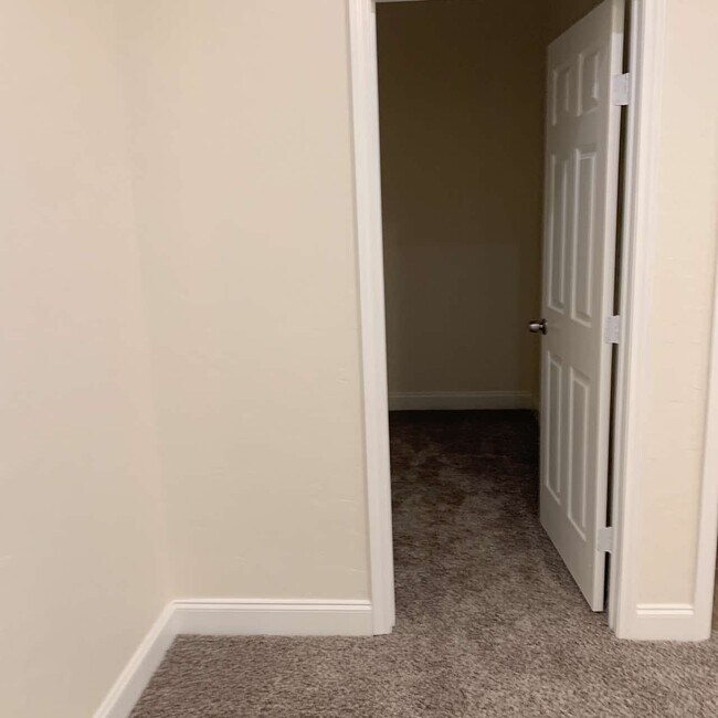 Building Photo - 1213 Hemphill St