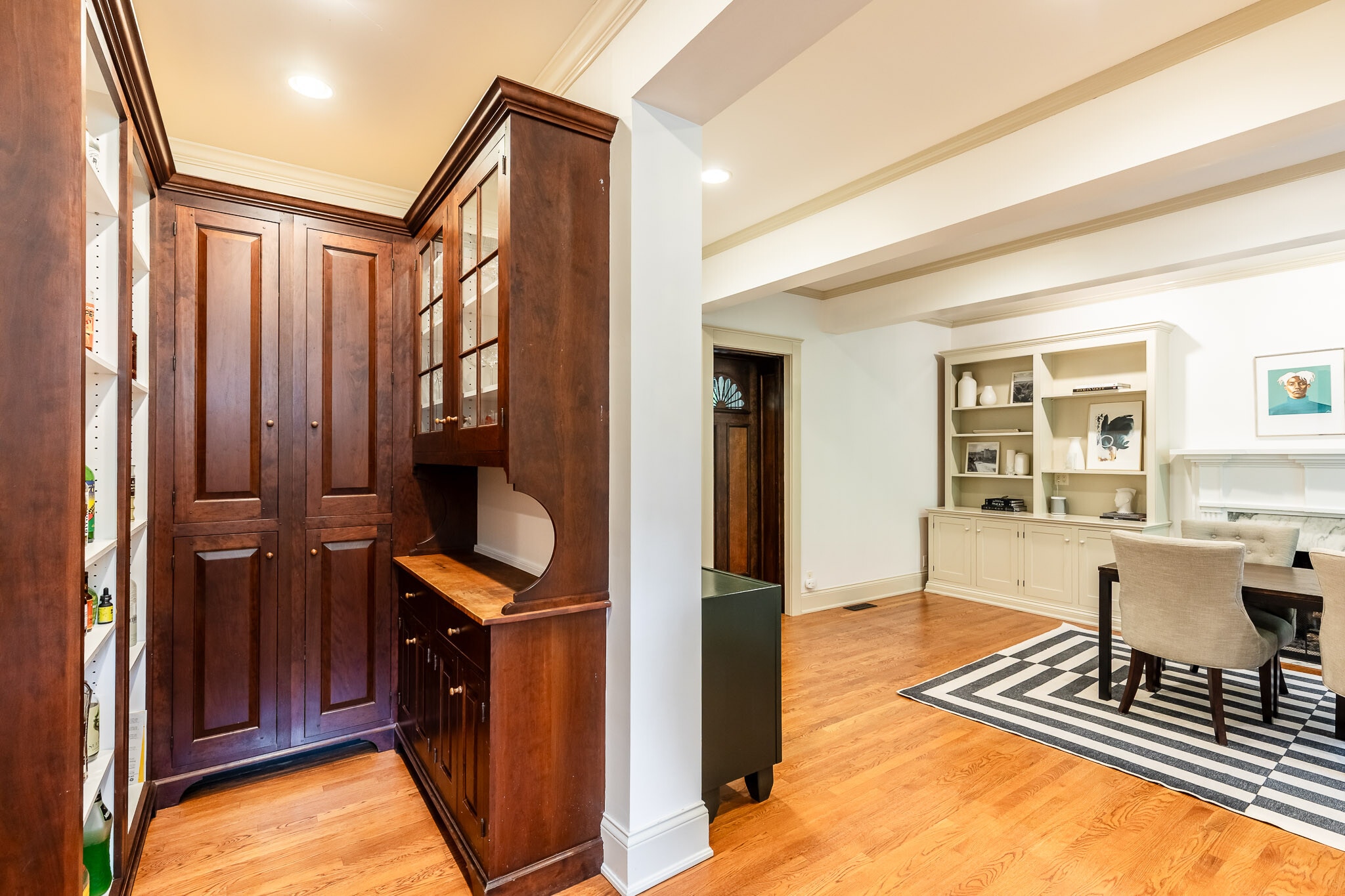 Kitchen also opens to informal dining room, powder room and den. - 4061 Beechwood Ave