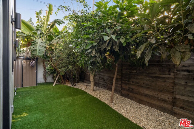 Building Photo - 3909 W Exposition Blvd