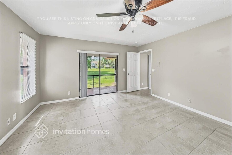 Building Photo - 13325 Kingsbury Dr