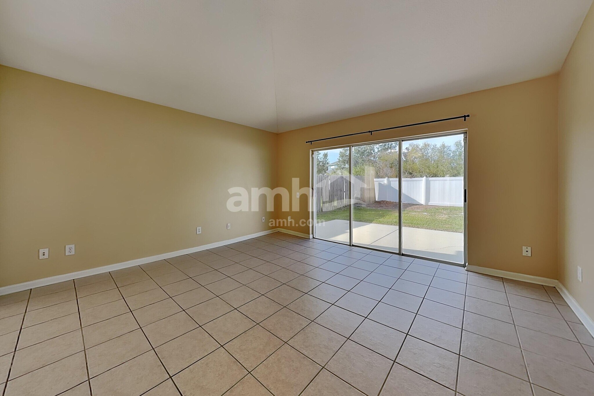 Building Photo - 11555 Misty Isle Ln