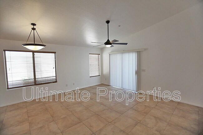 Building Photo - 15313 N 104th Way